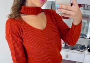 Buzo Polera con Escote
